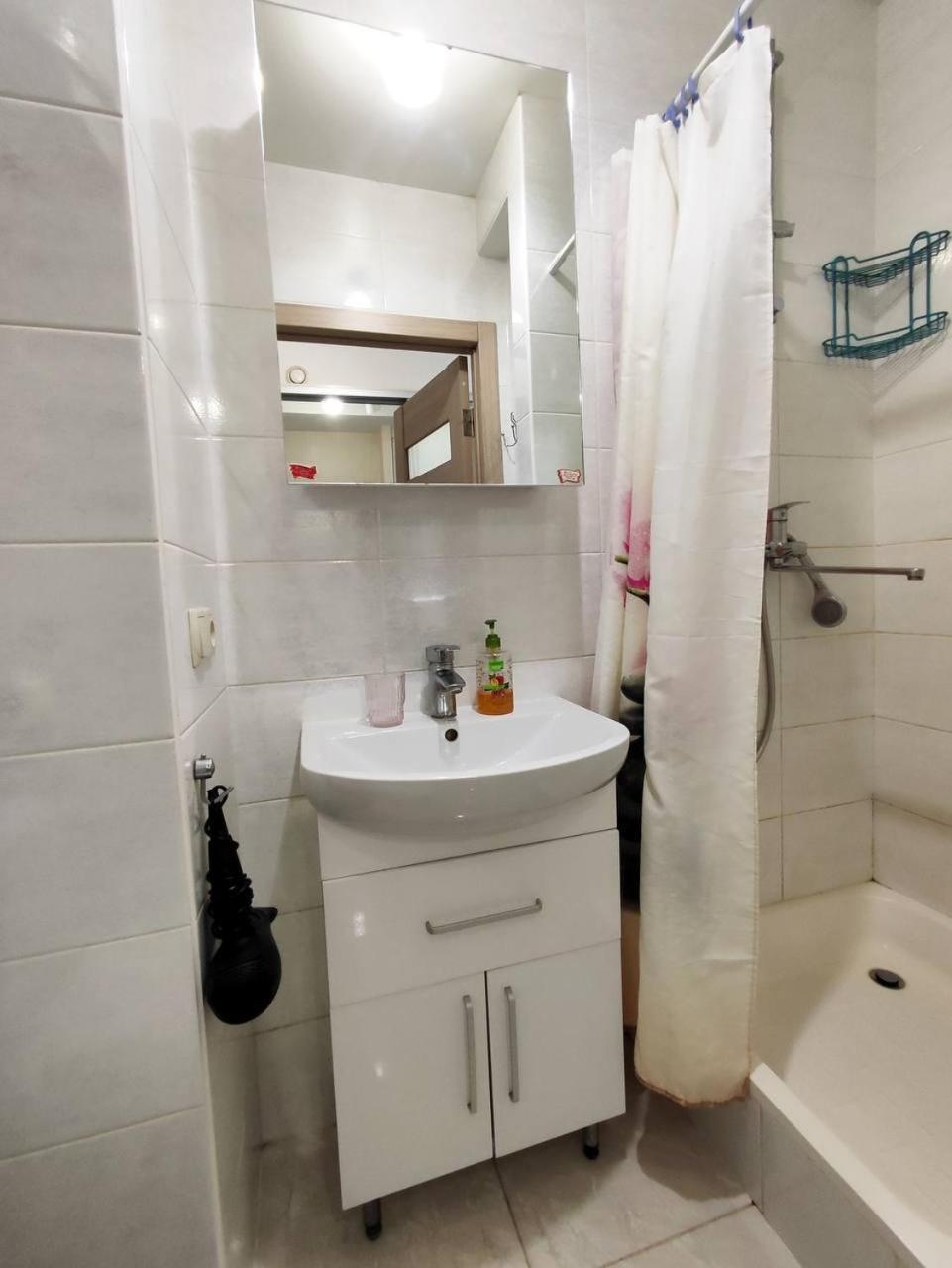 New Apartments In The City Center, Smart Tv Carcóvia Exterior foto